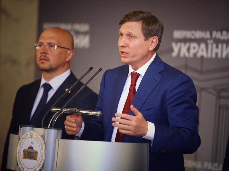 Шахов: За вісім місяців 2021-го уряд уже по лікоть заліз у кишені українців