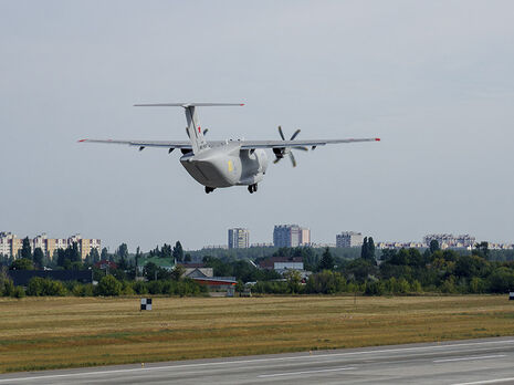 В РФ официально подтвердили гибель экипажа новейшего самолета Ил-112В. На борту был Герой России