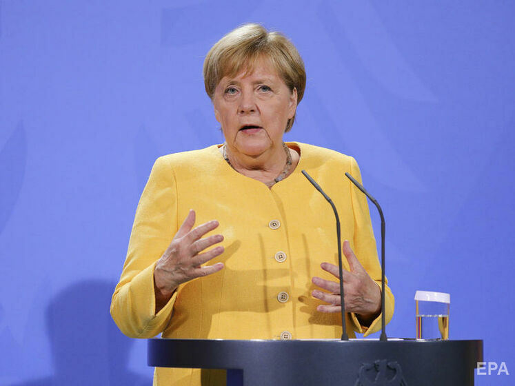 Меркель заявила, що Лукашенко використовує мігрантів у "гібридному протистоянні" з Євросоюзом
