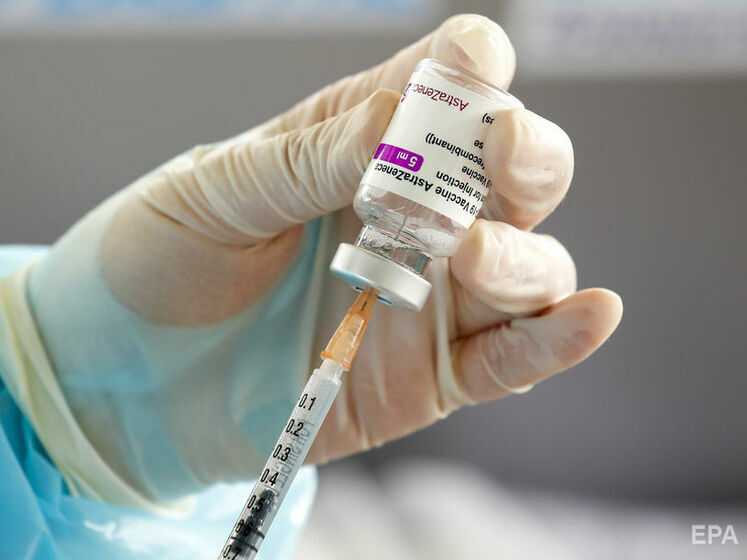 Украина получила почти 800 тыс. доз вакцины AstraZeneca от Греции, Польши и Литвы