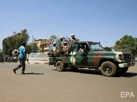 У Буркіна-Фасо жертвами нападу на військовий конвой стало 47 осіб. Підозрюють причетність ісламістів