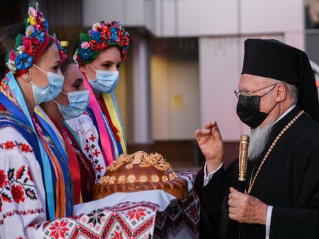 В Україну прибув патріарх Варфоломій. Це перший його візит після надання томосу ПЦУ