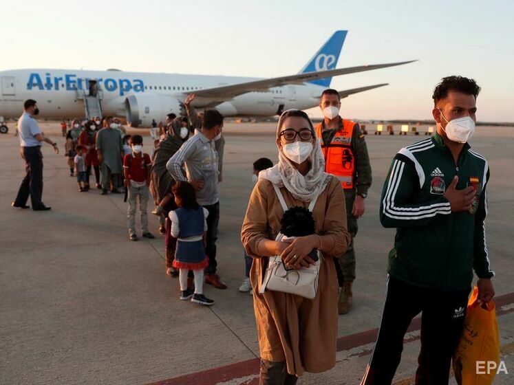 Авіакомпанії зі США можуть залучити до перевезень людей, евакуйованих з Афганістану – ЗМІ