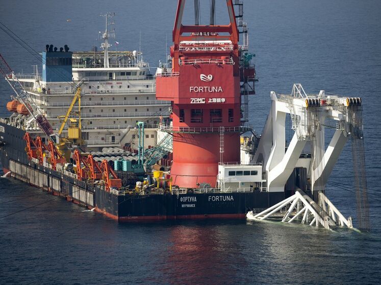  Російське судно, яке будує газопровід "Північний потік – 2", покинуло економічну зону Данії