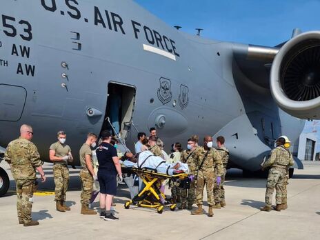 Під час евакуаційного рейсу з Афганістану у військовому літаку США народилася дитина