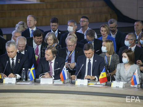 Попытки РФ узаконить незаконную оккупацию Крыма и Севастополя неприемлемы – декларация Крымской платформы