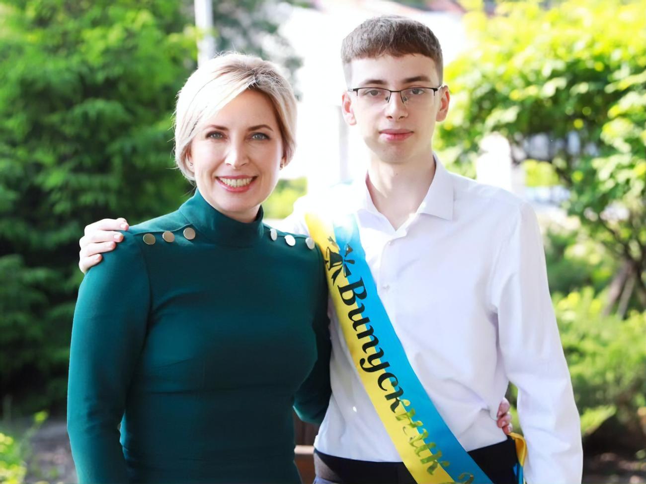 жетілген түкті қынап Порно видео 1