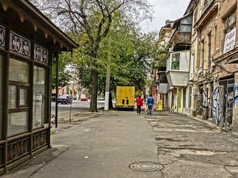 В Одесі розвісили плакати з написом 