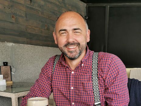 Майбутня хвиля COVID-19 ударить передусім по тих країнах, де мало хворіли і мало вакцинували. А у випадку з Україною – не тих вакцинували