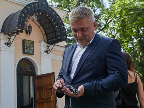 Замглавы Харьковского облсовета, подозреваемый во взятке, ушел в декрет