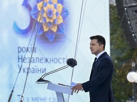 В Молдове из-за опоздания Зеленского и президента Румынии отложили начало празднования Дня независимости