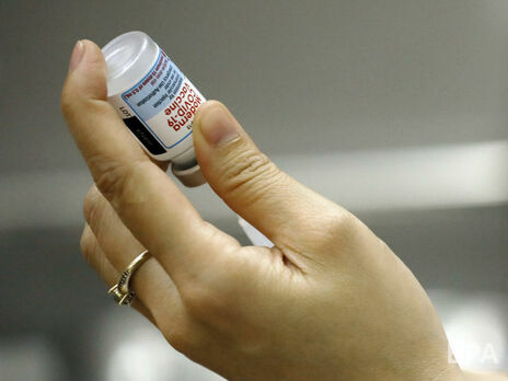 Вакцини від Moderna було завезено в Україну 2,2 млн доз, нагадали в МОЗ