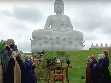 В Бразилии открыли самую большую статую Будды, она выше монумента Христа в Рио. Видео