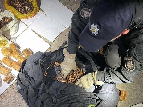 У Броварах місцевий житель виявив арсенал зброї – поліція