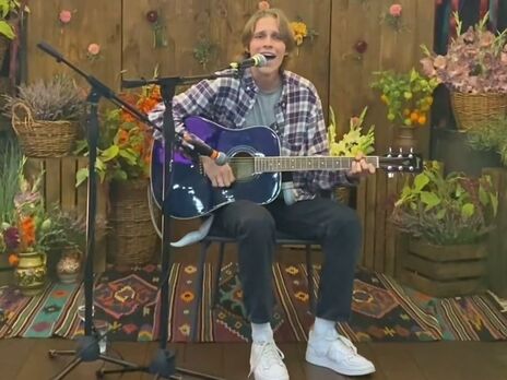 37-річна Осадча похвалилася, де навчатиметься її 18-річний син