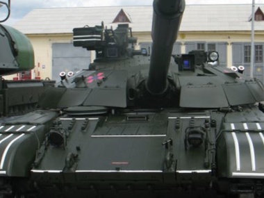 Воинской части в Черниговской области передали танки "Булат"