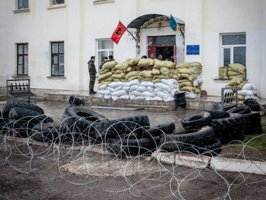 В крымском плену остается один украинский военный