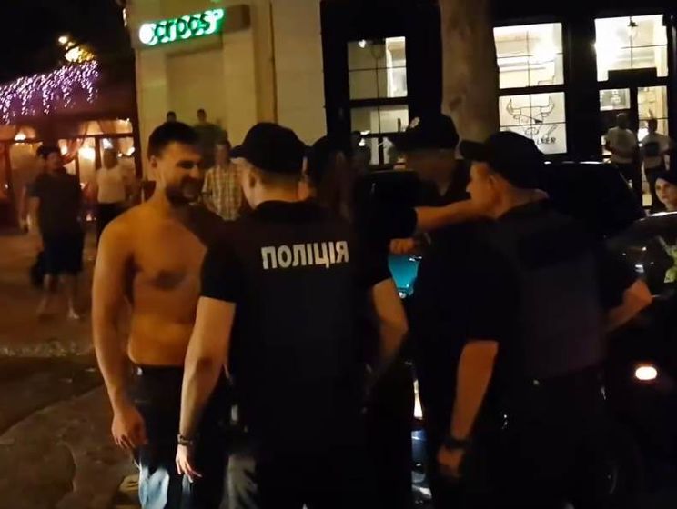 Прокуратура: Мажорам, устроившим дебош в Николаеве, на два месяца продлили домашний арест