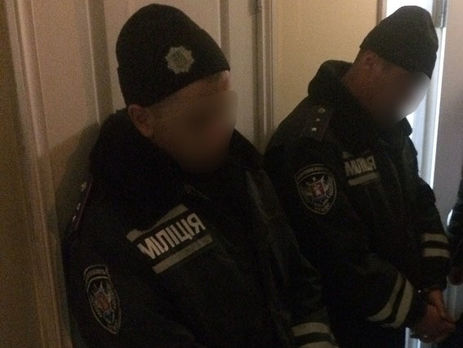 Нацполиция: В Запорожье задержали полицейских, которые грабили людей