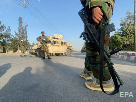 Талибы взяли под контроль аэропорт Кабула и объявили об 