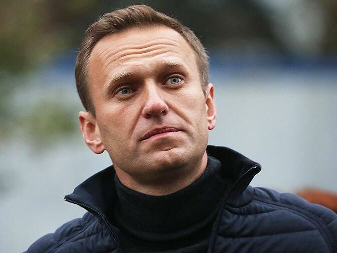 "Ломаю голову и не пойму, что такое "Б…ть". Навальный рассказал, сколько у него выговоров в колонии
