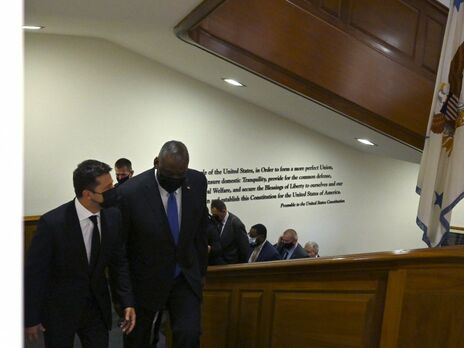 Глава Пентагона заявил, что США продолжат поддержку Украины на фоне агрессии РФ