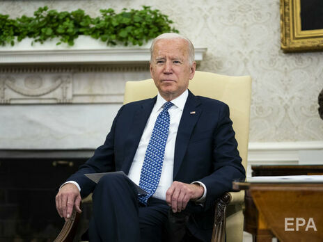 Зеленський заявив, що забув докладно поговорити з Байденом про його можливий візит в Україну