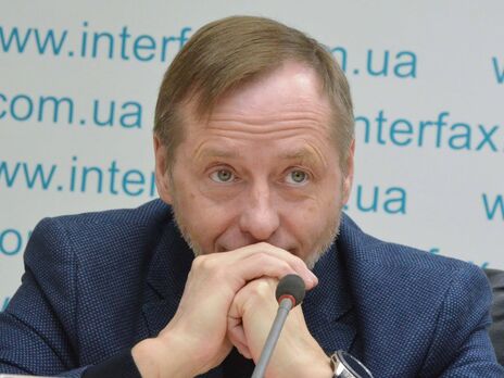 Політолог Кочетков: Орли з ДФС зовсім втратили береги. Провину треба доводити з документами в суді, а не з пістолетом у службовій машині