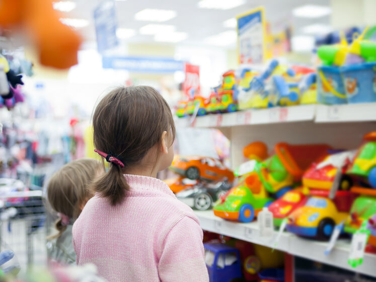 В украинские магазины попала игрушка, в которой содержание свинца превышает норму в 164 раза