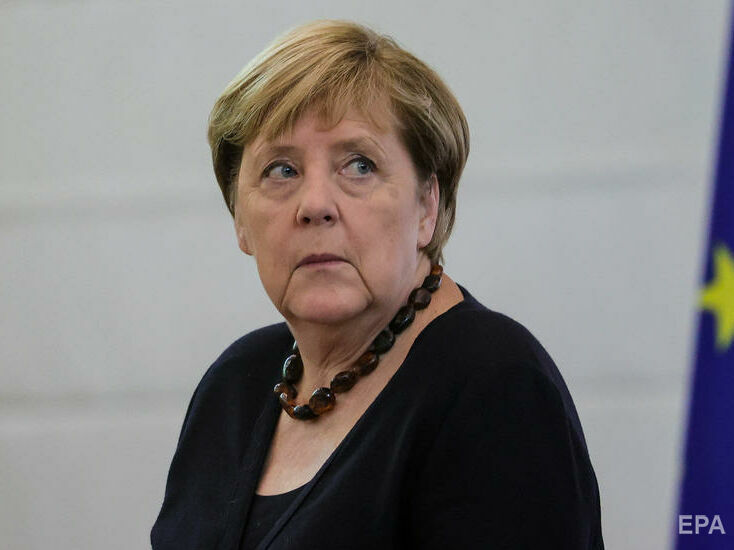 В Германии рейтинг блока Меркель обвалился до рекордно низкого уровня