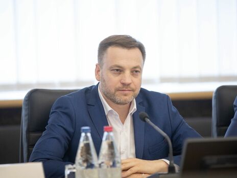 Монастырский заявил, что согласовывает ключевые вопросы с Зеленским