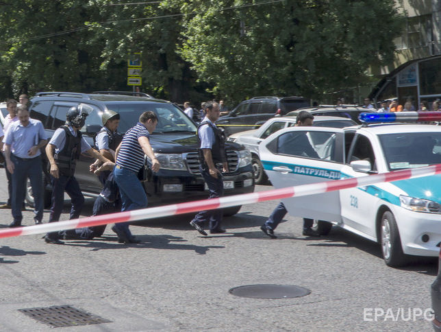 Суд в Казахстане приговорил к смертной казни террориста, убившего девять полицейских и проститутку