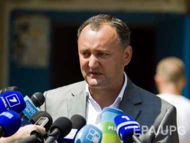 Пророссийский кандидат на выборах в Молдове Додон пообещал "наилучшие отношения" с Украиной