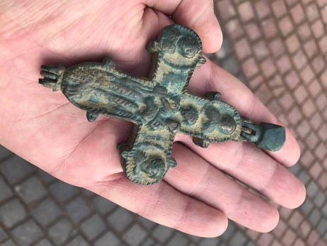 Нардеп Лозовой сообщил, что отдал задекларированные им святые мощи храму