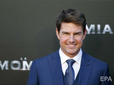 В Англии стадо коров потеряло сознание из-за Тома Круза