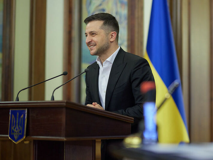 Зеленский заявил, что обсудит с главой МОК, что Украине нужно сделать, чтобы принять Олимпиаду