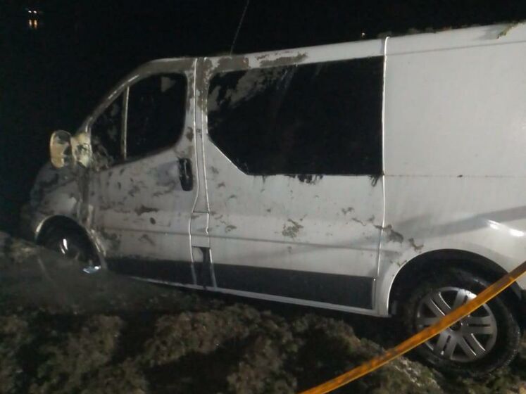 У Харківському районі ввечері потонув мікроавтобус, загинуло двоє людей – поліція