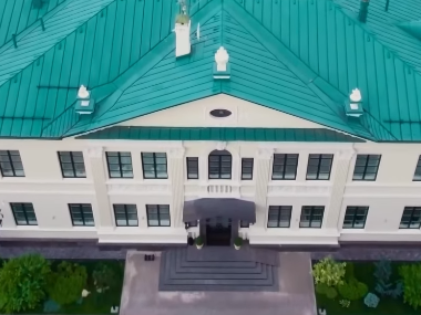 Навальный: Мэр Москвы передал в аренду "кошельку Путина" бывшую резиденцию Хрущева. Видео