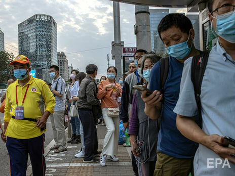 У китайській провінції один чоловік спричинив спалах коронавірусу. Місто відправили на карантин
