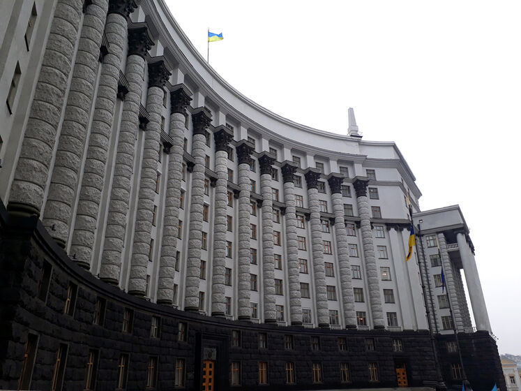 Кабмин Украины исключил пять облэнерго из перечня объектов большой приватизации