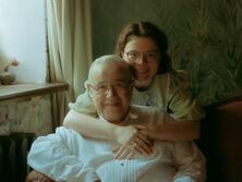 76-летний Петросян показал молодую жену и полуторагодовалого сына