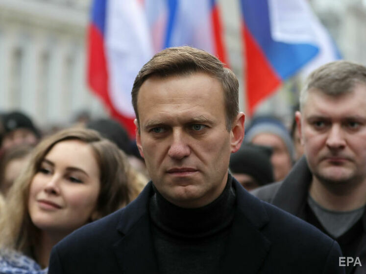Слитые в сеть данные людей, которые жертвовали деньги структурам Навального, могли быть только у государства – СМИ