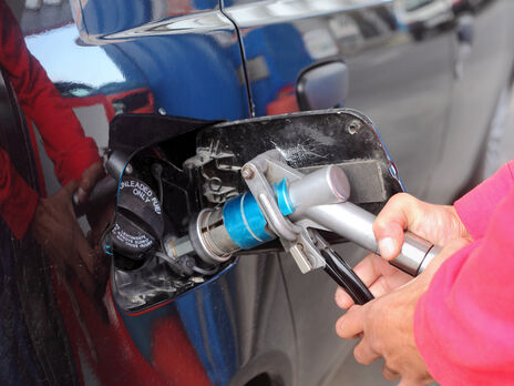 Минэкономики повысило расчетные цены для бензина с 25,94 грн/л до 26,61 грн/л, а ДТ с 21,69 грн/л до 22,32 грн/л
