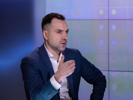 Арестович заявив, що з голосуванням жителів ОРДЛО на виборах у Держдуму РФ розберуться українські спецслужби