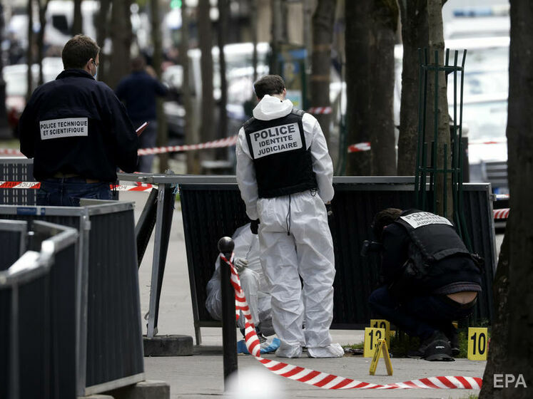 Гражданин России устроил стрельбу в центре Парижа, несколько человек пострадали