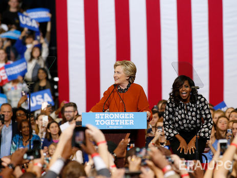 Опрос NYT/CBS: Клинтон опережает Трампа на 3%