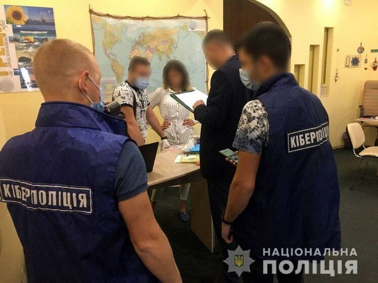 В Запорожской области полиция разоблачила продажу поддельных справок об отсутствии COVID-19