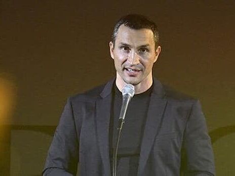 Володимир Кличко відповів на запитання, чи збирається йти в політику