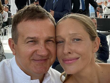 Горбунов розповів, як Осадча реагує на розмови про народження дочки