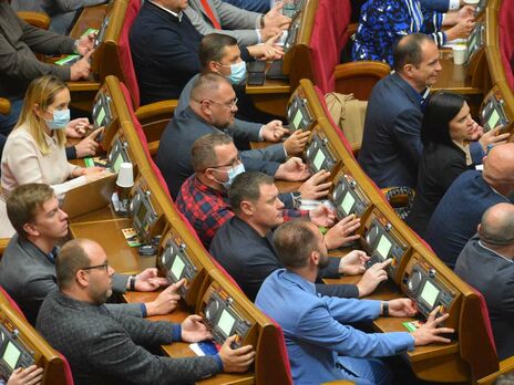 При рассмотрении законопроекта об олигархах были проголосованы только предложения комитета Рады, отметил Вениславский